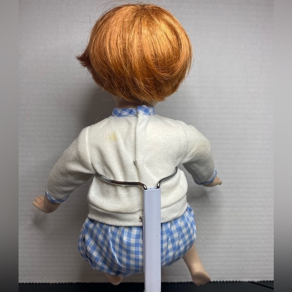 Linda Steele Vintage Porcelain Doll, Danbury Mint 1992 “Is it Sweet Enough?” - Picture 10 of 10